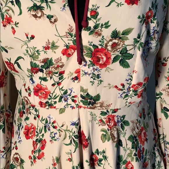 ALTAR’D STATE floral dress! - Picture 4 of 8